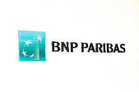 BNP Paribas Securities signboard and logo